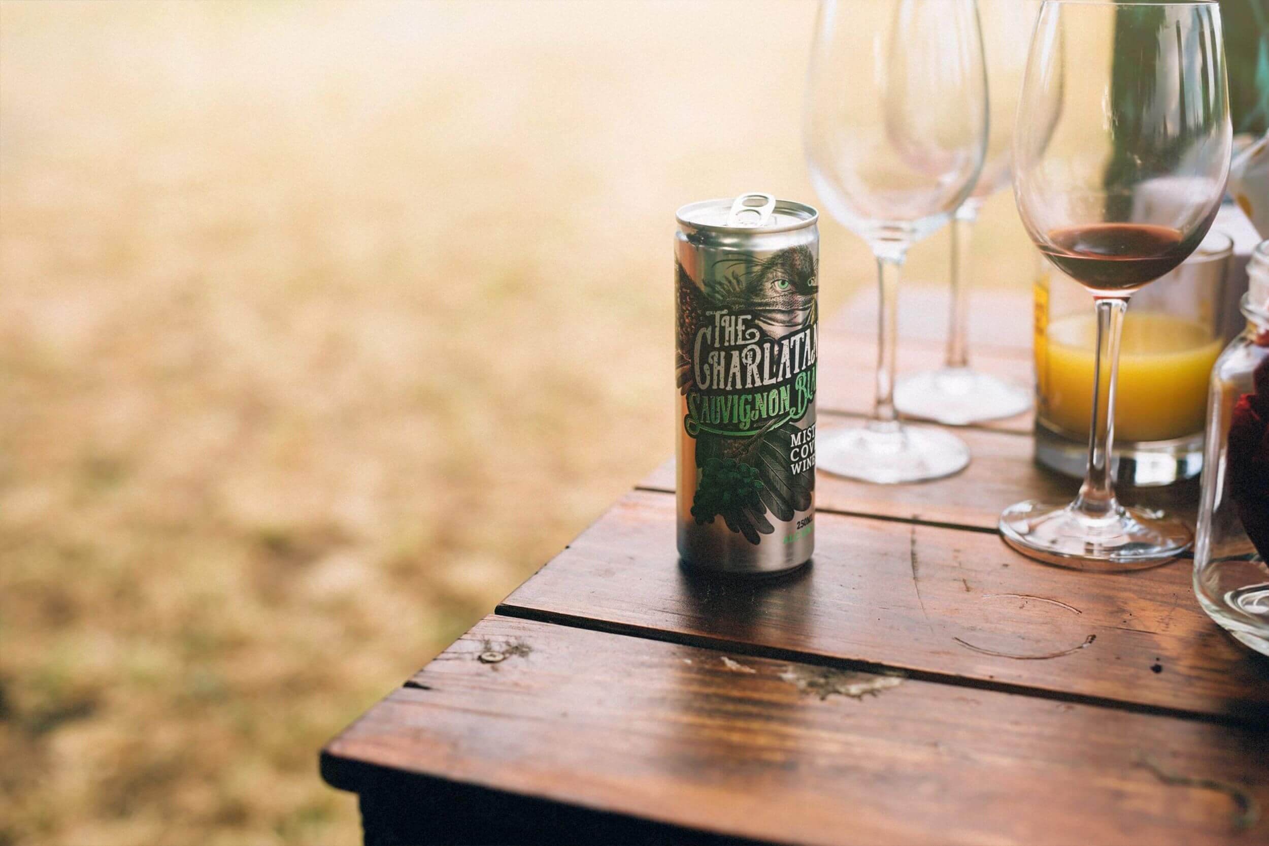 Sauvignon can on table